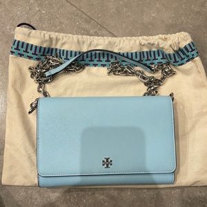 Light blue Tory Burch wallet bag